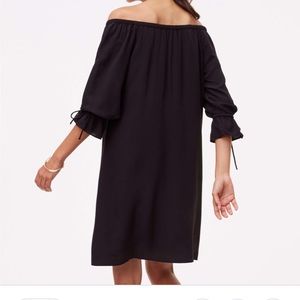 Off shoulders black dress